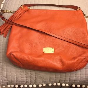 AUTHENTIC Michael Kors leather bag, tassel/chain